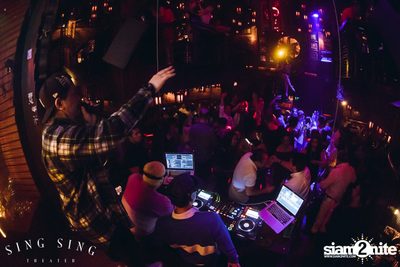 BLING IT กับ Bangkok Invaders ที่ ซิง ซิง เธียเตอร์ — photo 48