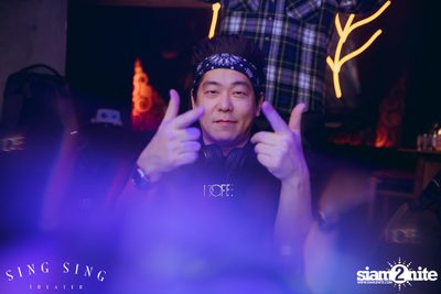 BLING IT กับ Bangkok Invaders ที่ ซิง ซิง เธียเตอร์ — photo 84