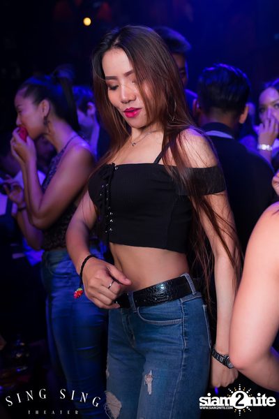 BLING IT กับ Bangkok Invaders ที่ ซิง ซิง เธียเตอร์ — photo 90