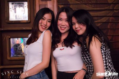 BLING IT กับ Bangkok Invaders ที่ ซิง ซิง เธียเตอร์ — photo 100