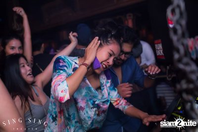 BLING IT กับ Bangkok Invaders ที่ ซิง ซิง เธียเตอร์ — photo 109