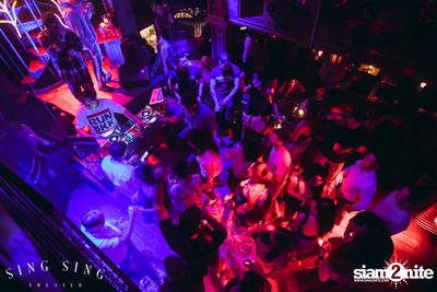 BLING IT กับ Bangkok Invaders ที่ ซิง ซิง เธียเตอร์ — photo 114