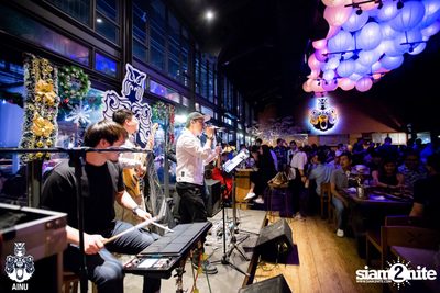 Countdown at AINU Bar — photo 7