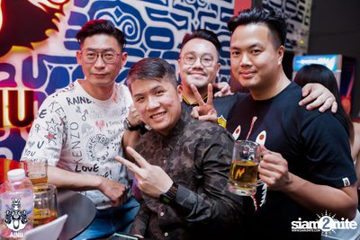 Countdown at AINU Bar — photo 10
