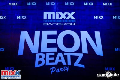 Neon BeatZ Party at MIXX Bangkok — photo 3