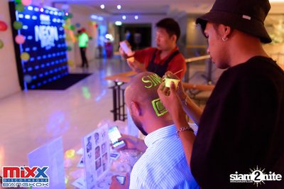 Neon BeatZ Party at MIXX Bangkok — photo 6
