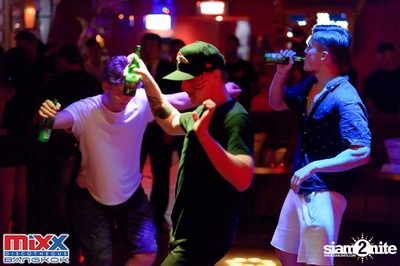 Neon BeatZ Party at MIXX Bangkok — photo 16