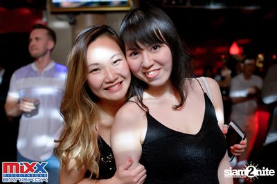 Neon BeatZ Party at MIXX Bangkok — photo 33