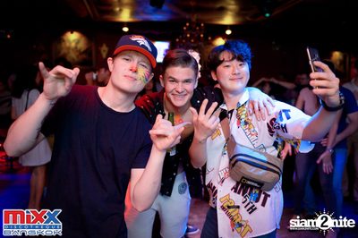 Neon BeatZ Party at MIXX Bangkok — photo 37