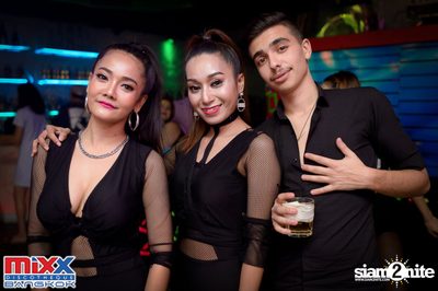 Neon BeatZ Party at MIXX Bangkok — photo 43