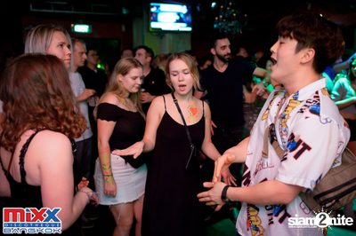 Neon BeatZ Party at MIXX Bangkok — photo 54