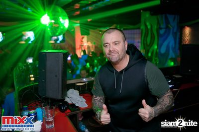 Neon BeatZ Party at MIXX Bangkok — photo 64