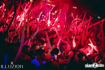 Dimitri Vegas & Like Mike at Illuzion Phuket — photo 91