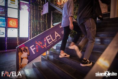 Friday Night at Favela Thonglor — photo 3