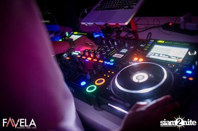 Friday Night at Favela Thonglor — photo 21