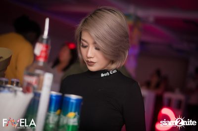 Friday Night at Favela Thonglor — photo 40