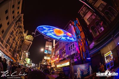 DJ Kieron (MDE) Live at The Club Khaosan — photo 8