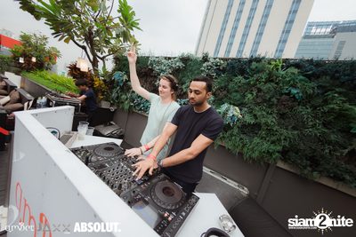 งาน amBar Pool Party - Mustache Takeover — photo 15