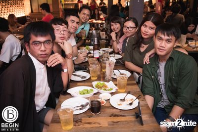 MEAN ที่ บีกิน บาร์ — photo 15