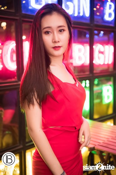 MEAN ที่ บีกิน บาร์ — photo 28