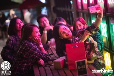 MEAN ที่ บีกิน บาร์ — photo 41