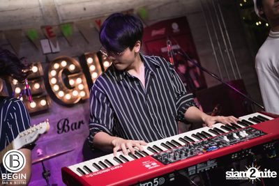 MEAN ที่ บีกิน บาร์ — photo 66