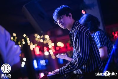 MEAN ที่ บีกิน บาร์ — photo 80