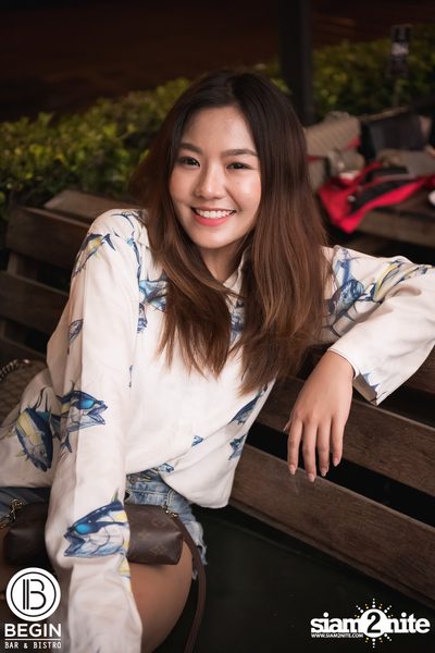MEAN ที่ บีกิน บาร์ — photo 89