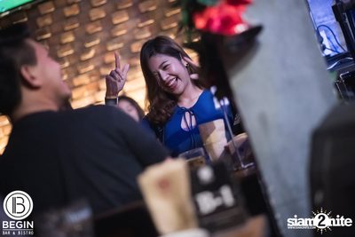 MEAN ที่ บีกิน บาร์ — photo 108