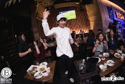 MEAN ที่ บีกิน บาร์ — photo 117