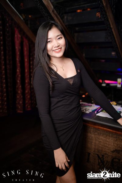 BLING IT กับ Bangkok Invaders ที่ ซิง ซิง เธียเตอร์ — photo 2