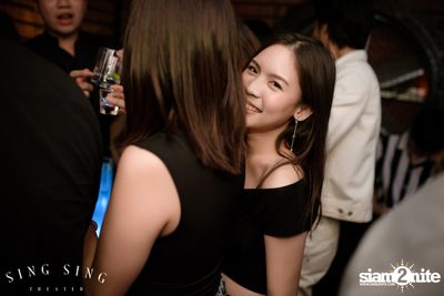 BLING IT กับ Bangkok Invaders ที่ ซิง ซิง เธียเตอร์ — photo 34
