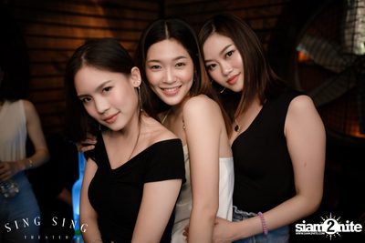 BLING IT กับ Bangkok Invaders ที่ ซิง ซิง เธียเตอร์ — photo 37