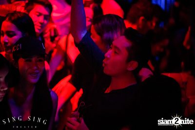 BLING IT กับ Bangkok Invaders ที่ ซิง ซิง เธียเตอร์ — photo 51