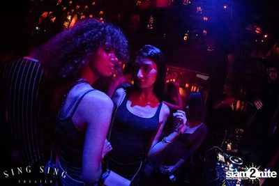 BLING IT กับ Bangkok Invaders ที่ ซิง ซิง เธียเตอร์ — photo 59