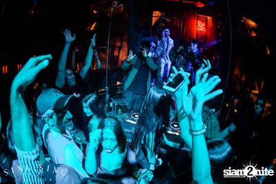 BLING IT กับ Bangkok Invaders ที่ ซิง ซิง เธียเตอร์ — photo 64