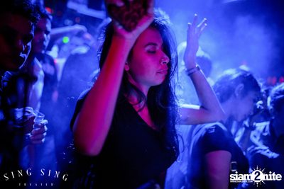BLING IT กับ Bangkok Invaders ที่ ซิง ซิง เธียเตอร์ — photo 98