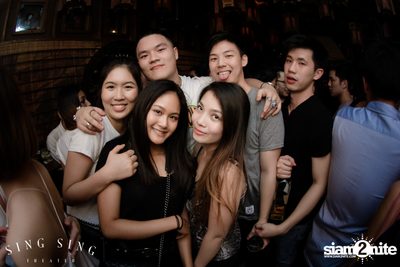 BLING IT กับ Bangkok Invaders ที่ ซิง ซิง เธียเตอร์ — photo 110