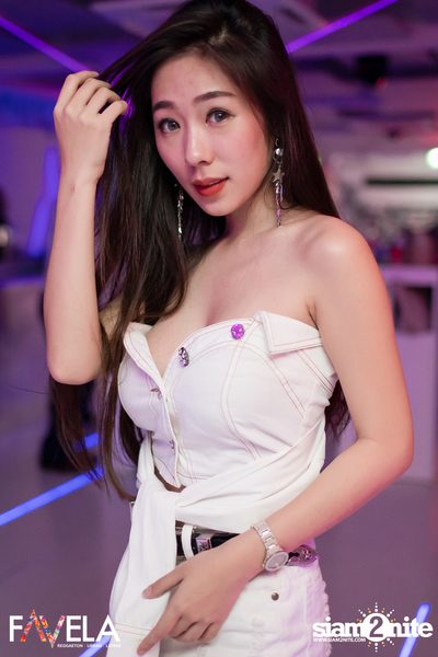 Ladies Night at Favela Thonglor — photo 17