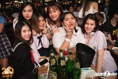 Back to School 5: Two Popetorn at 20Something Bar — photo 31
