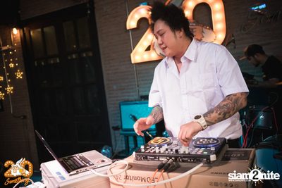 Back to School 5: Two Popetorn at 20Something Bar — photo 130