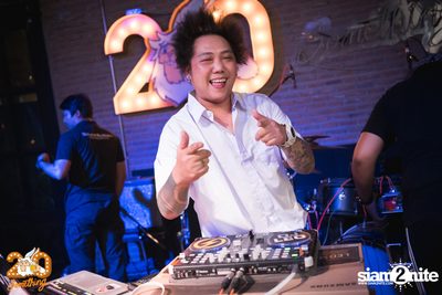 Back to School 5: Two Popetorn at 20Something Bar — photo 131