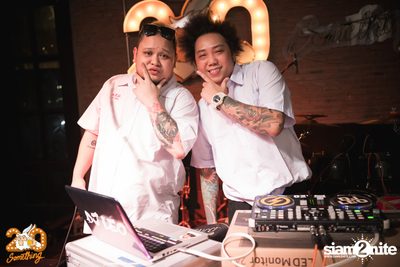 Back to School 5: Two Popetorn at 20Something Bar — photo 132