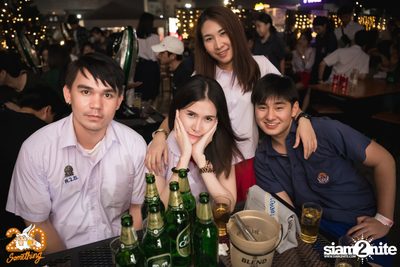 Back to School 5: Two Popetorn at 20Something Bar — photo 147