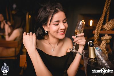 Friday Night at Ainu Bar — photo 11