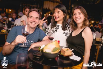 Friday Night at Ainu Bar — photo 32