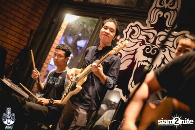 Friday Night at Ainu Bar — photo 37
