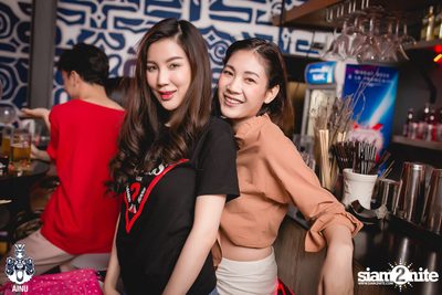 Friday Night at Ainu Bar — photo 63