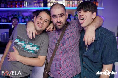 Friday Night at Favela Thonglor — photo 60