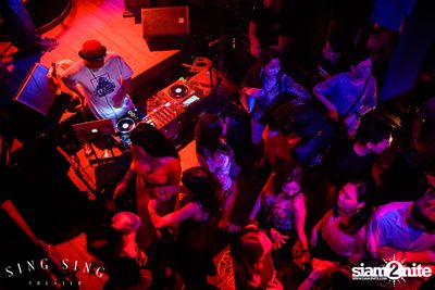 BLING IT กับ Bangkok Invaders ที่ ซิง ซิง เธียเตอร์ — photo 38